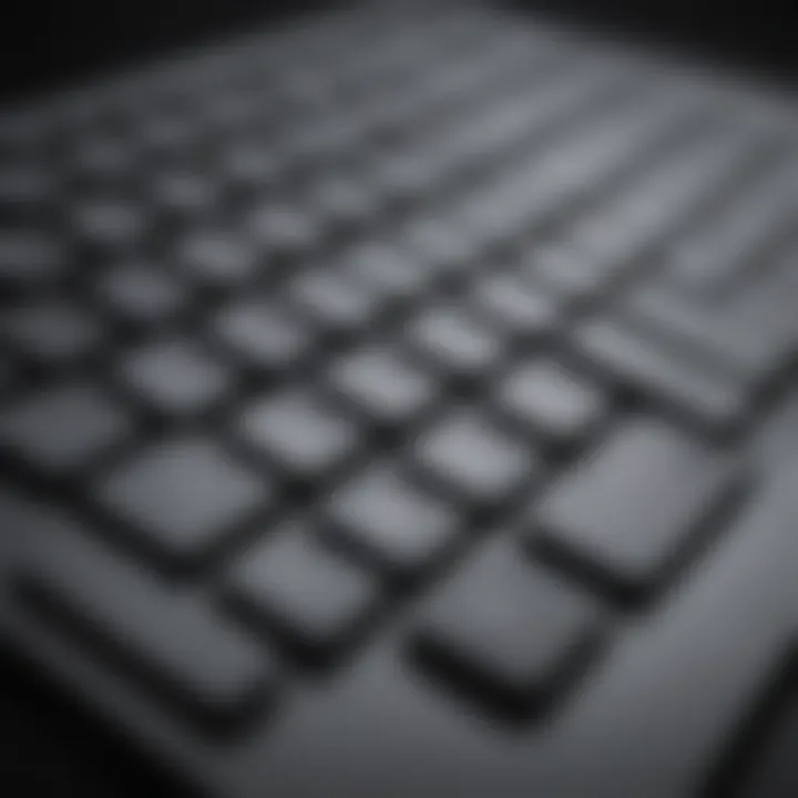 Elegant Macbook keyboard with Windows shortcut keys