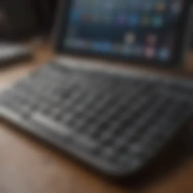 Elegance in Design Refurbished Apple iPad Keyboard with Sleek Design