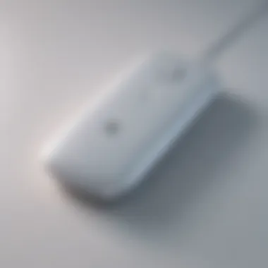 Sleek and Stylish Exterior of iPod Air Mouse Sleek and Stylish Exterior of iPod Air Mouse